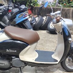 ⭐ヤマハビーノ　SA26J　黒　キャブレターモデル　原付バイクの画像