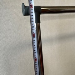 ハンガーラック ☆キャスター付き ☆高さ調節可の画像