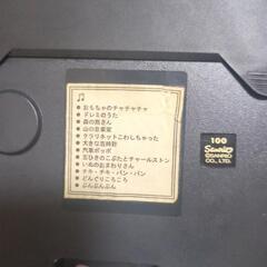 キティちゃん掛け時計の画像