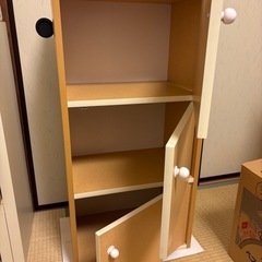 🟫３段カラーボックス／扉付きの画像