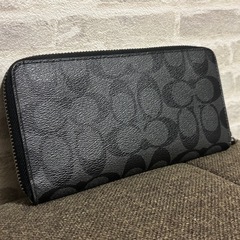 coach 長財布の画像