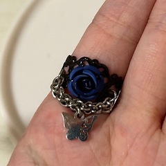 青薔薇　指輪　ネックレス　セットの画像
