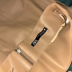 ZARAタイトスカートレザーの画像