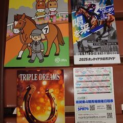 進撃の巨人全巻＋関連本7冊のバラ売り　これら全てで4500円での販売も可能です。　バラ売りなら、1冊あたり200円です　希望者には5枚目の商品の写真もお付けできますの画像