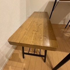 ニトリ　ダイニングテーブルとチェアセットの画像