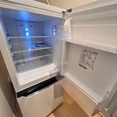 2017年製 130L Hisense 冷凍冷蔵庫 HR-D1302の画像