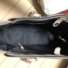 Kate spadeのバッグの画像