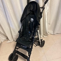 おしゃれなベビーカージープの画像