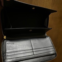 Raffael本革ウォレット美品目立った汚れキズなしの画像