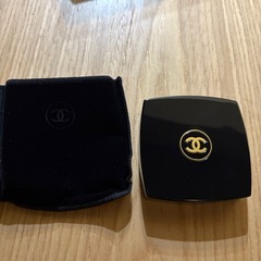 CHANELアイシャドウ新品未使用の画像