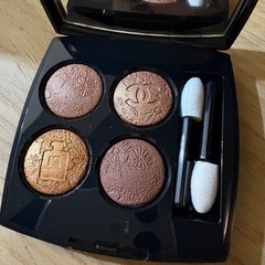 CHANELアイシャドウ新品未使用の画像