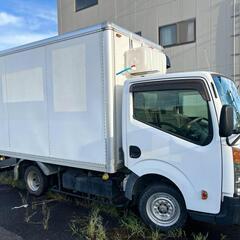 キッチンカー1.35tの画像