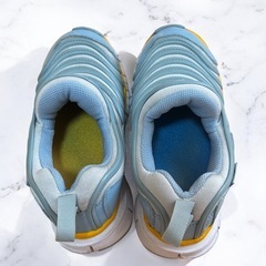 NIKE DYNAMOFREE ブルー 18cm ナイキ ダイナモフリーの画像