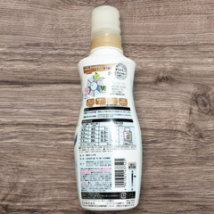 新品 520ml ハミングフレア 柔軟剤 フラワーハーモニー 花王の画像