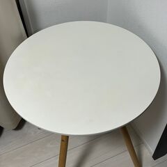 白丸テーブル 直径70×高さ72cm｜1年半使用・台東区引き取りの画像