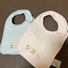 familiar（ファミリア）　スタイ　よだれかけ　2セットの画像