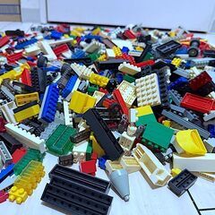 レゴ ブロック 大量 4.25kgセット！車輪・窓パーツ・プレートあり 子どもおもちゃ 知育玩具の画像