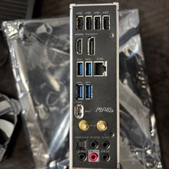 マザーボード MSI MAG B560 TOMAHAWK WIFI [ATX /LGA1200]の画像