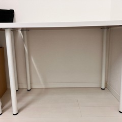 【8月8日まで特別販売】IKEA 100cmデスク（ホワイト）の画像