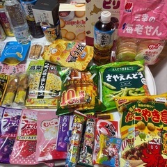 お菓子、飲み物65点セットの画像