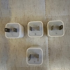 iPhone 充電器アダプターの画像