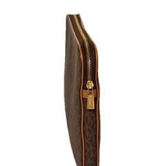 MICHAEL KORS（マイケルコース）のメンズクラッチバッグの画像
