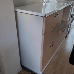 電子レンジ棚の画像
