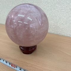 ローズクォーツ丸玉 約1900g 直径約110mmの画像