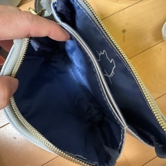 キヨ　ポーチと櫛の画像