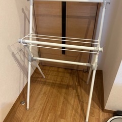 設置サイズＷ700 H1000 D500室内物干 の画像
