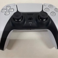 早い者勝ち！　PS5 ディスク版　超美品　付属品完品　ソフト６本セット付きの画像