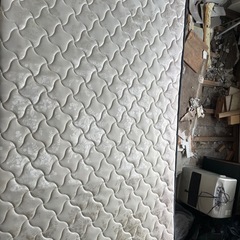 セミダブルベッドの画像