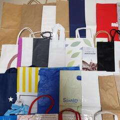 ショップ袋、紙袋 50点セットの画像