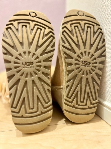 UGG ムートンブーツ ベージュ　箱付き 20231020c7.jpg