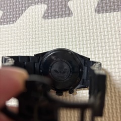アルマーニ時計ブラックの画像