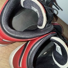 NIKE AIR JORDAN 1 MIDの画像