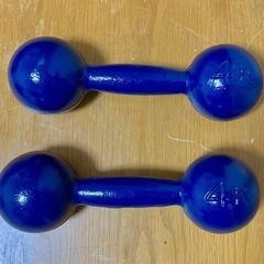 ダンベル❗️鉄アレイ❗️4キロ x 2 コ❗️の画像