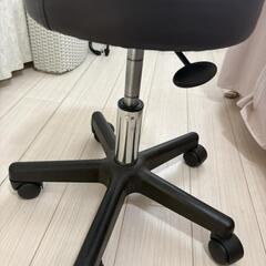 昇降チェアの画像