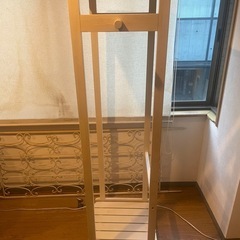 ハンガーラックの画像
