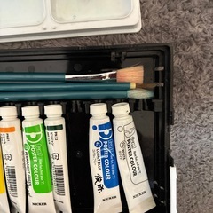 絵の具セットの画像
