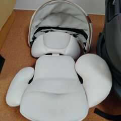 【Combi】ISOFIX対応　チャイルドシートの画像