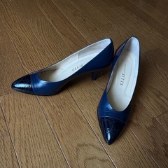 パンプス パンプス 👠ハイヒール 
ELLIE collection【美品】の画像