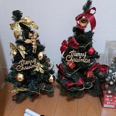 クリスマスツリー＆ピッチャー＆簡易ハンガーラックの画像