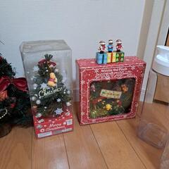 クリスマスツリー＆ピッチャー＆簡易ハンガーラックの画像