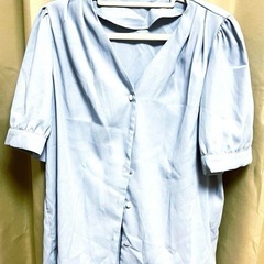 ブラウス【7月価格⚠️ワンコイン】の画像