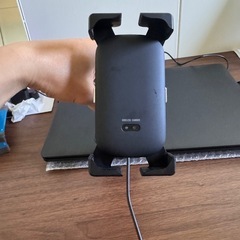 ワイヤレス充電対応スマホホルダー 吸盤式の画像