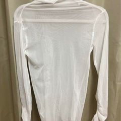 シアーハイネックトップス【7月価格⚠️ワンコイン】　の画像