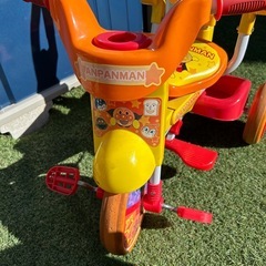 アンパンマン 三輪車の画像