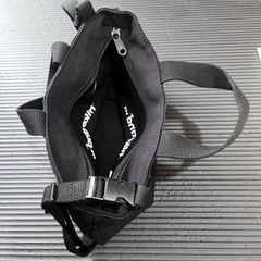 niko andショルダーバッグの画像