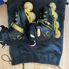 【一度のみ室内使用】インラインスケート　ローラーブレード【24cm】の画像